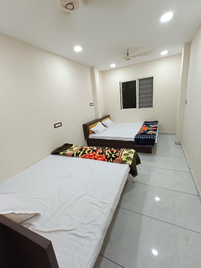 Hotel Shipra Inn 우자인 외부 사진