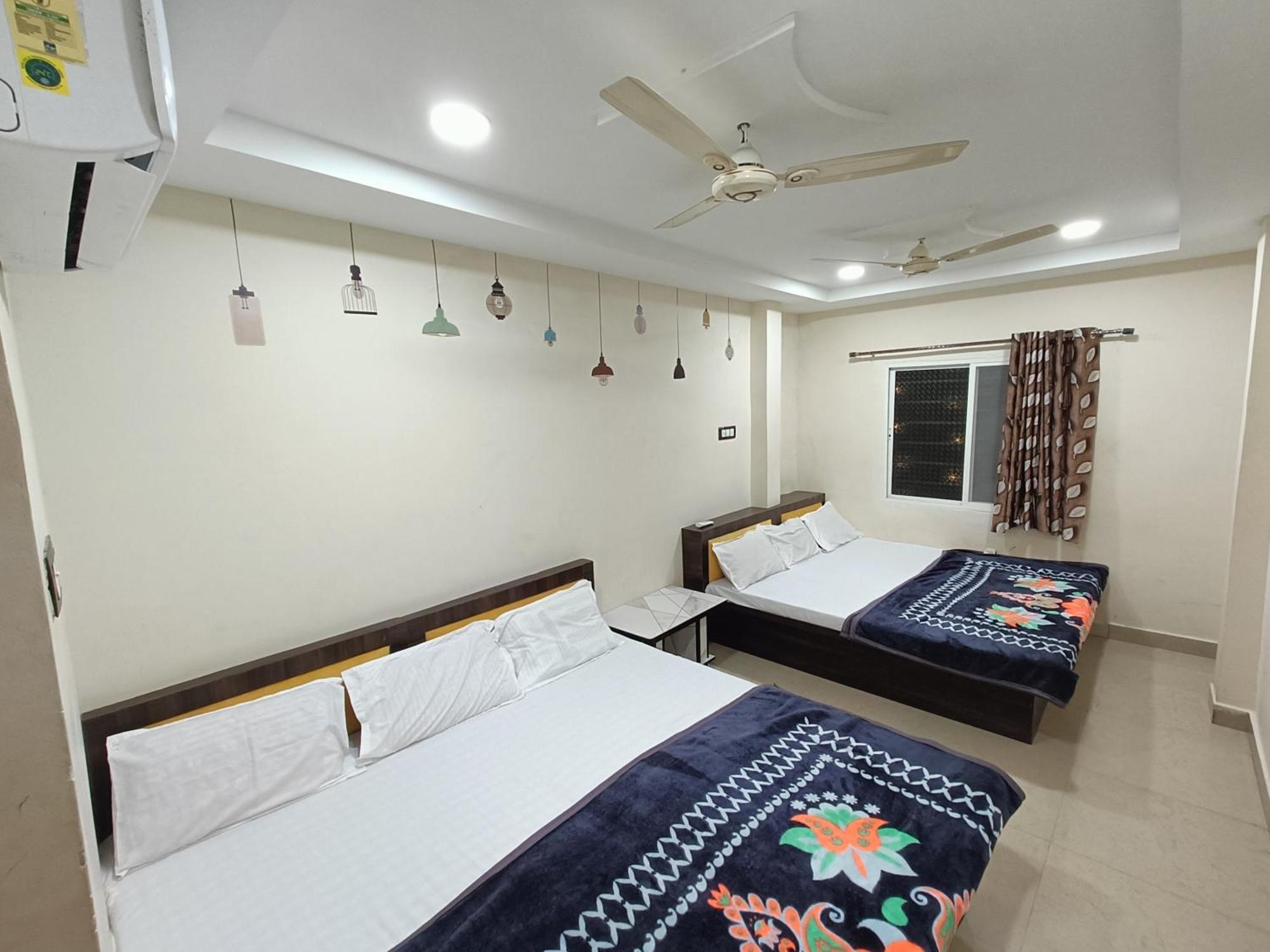 Hotel Shipra Inn 우자인 외부 사진