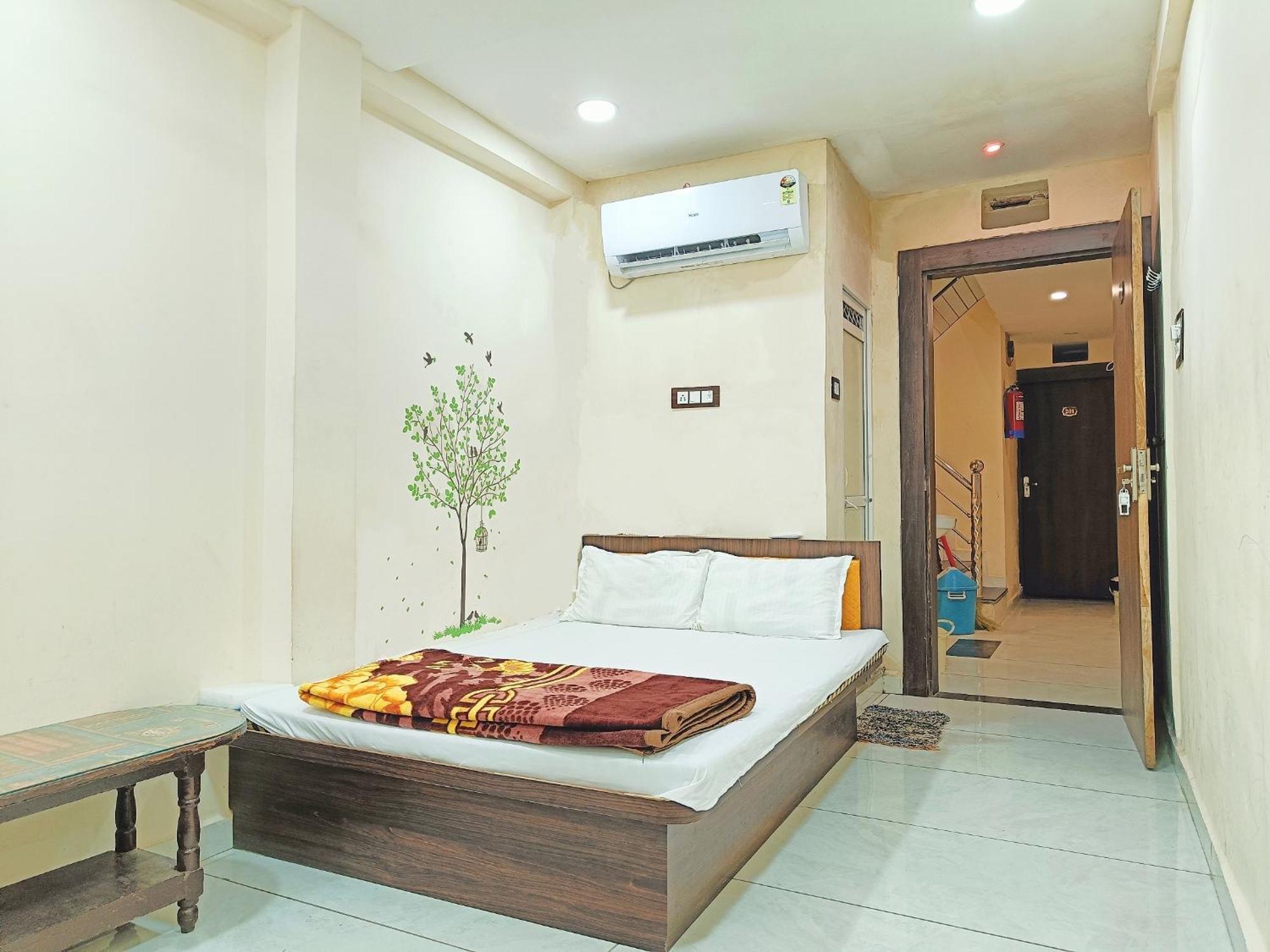 Hotel Shipra Inn 우자인 외부 사진